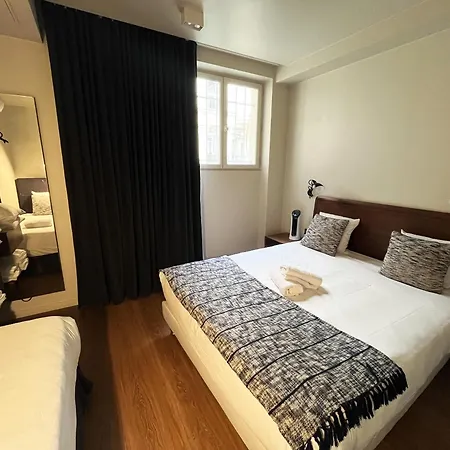 Urban Flat 78 - 3 Bedroom Republique