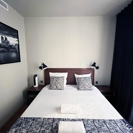 Daire Urban Flat 78 - 3 Bedroom Republique Paris