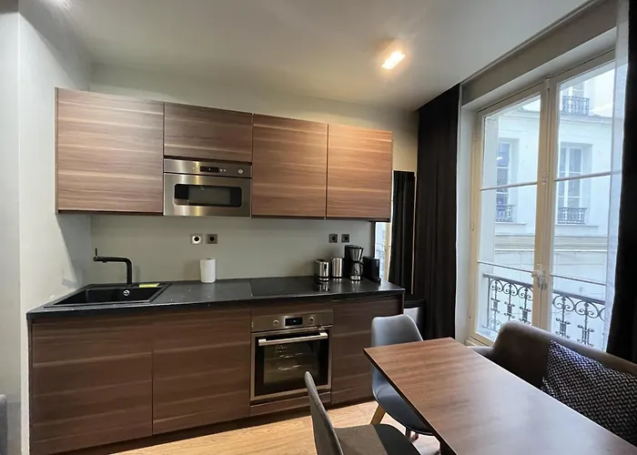 Daire Urban Flat 78 - 3 Bedroom Republique